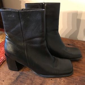 Nordstrom Ankle Leather Boots with Zipper Chunky Square Heel size 7.5
